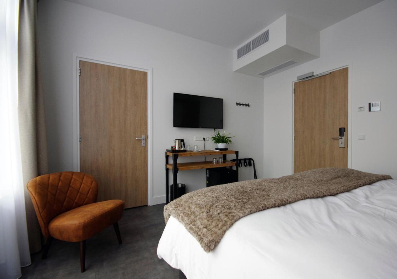 Hotel Inn Naeldwyk-Torenburg Naaldwijk Bagian luar foto